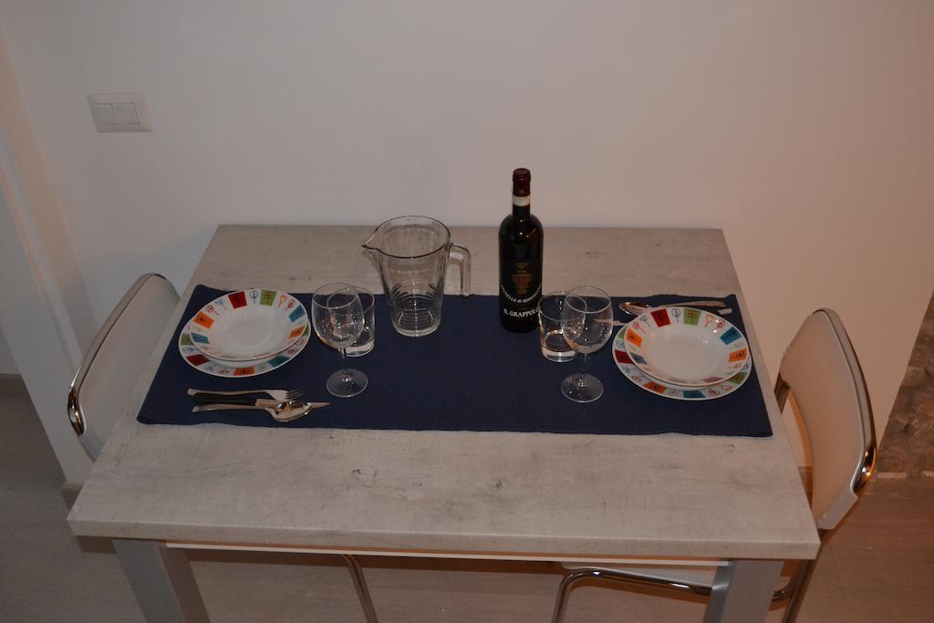 Visit Florentia Apartment Florenz Zimmer foto